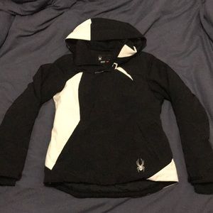 Women’s size 6 Spyder ski jacket